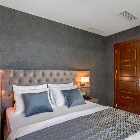 Vinum Hotel 第比利斯 外观 照片